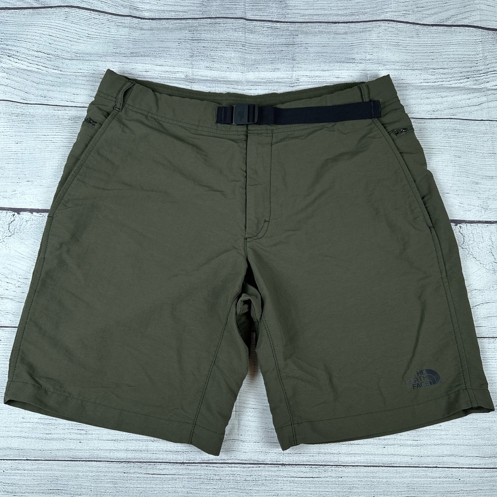 EUC North Face Paramount Belted Hiking Shorts, Size 36, Dark Green, 19.5"L